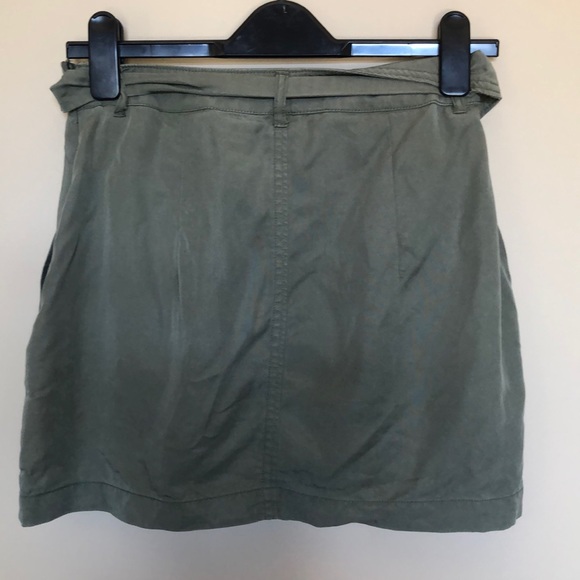 Skirt - Picture 3 of 5